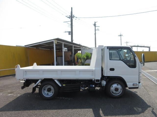 ISUZU ELF 2025 Image 31