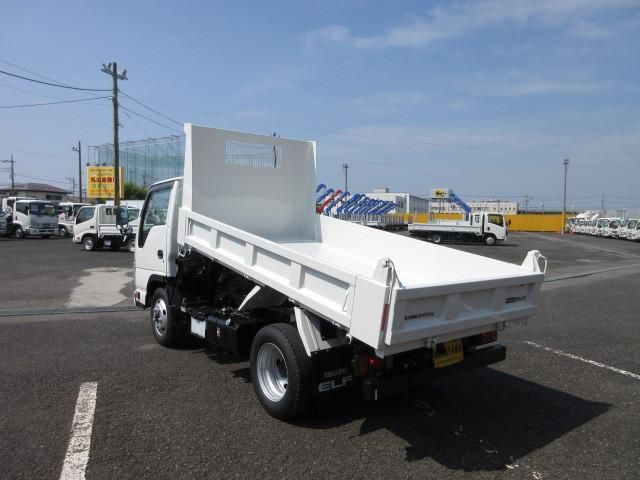 ISUZU ELF 2025 Image 31