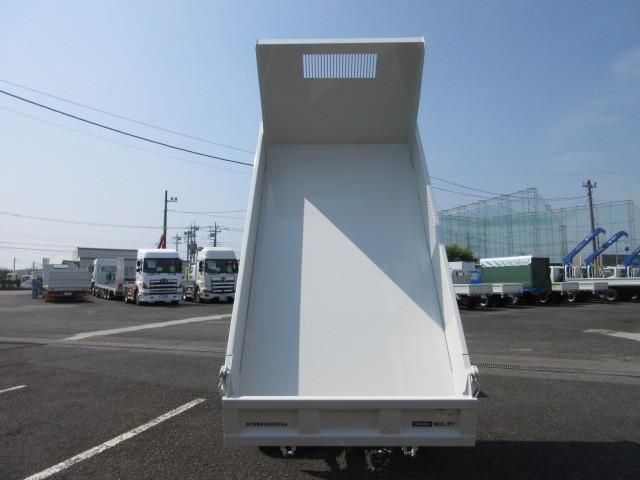 ISUZU ELF 2025 Image 31