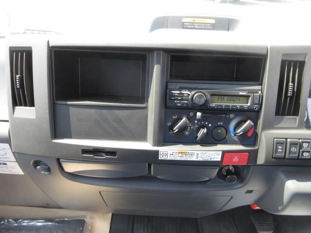 ISUZU ELF 2025 Image 31