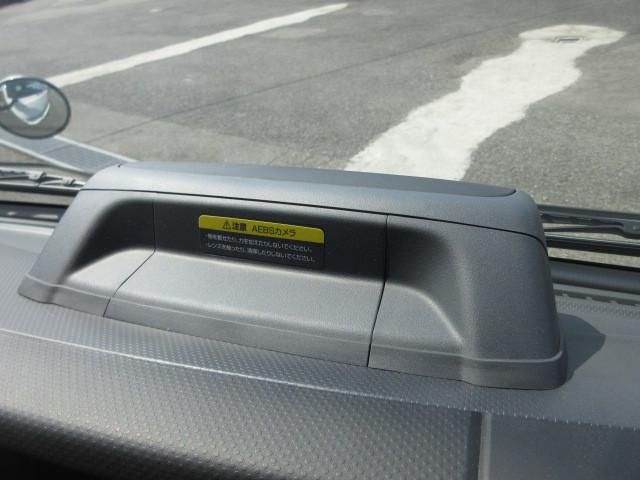 ISUZU ELF 2025 Image 31