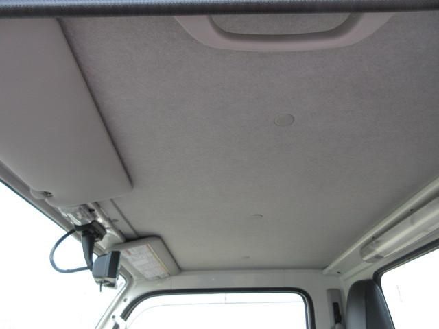 ISUZU ELF 2025 Image 31