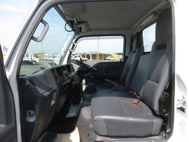 ISUZU ELF 2025 Image 31