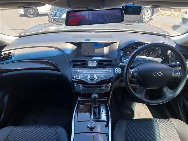 NISSAN FUGA 2010 Image 31