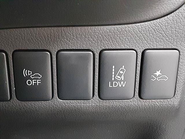 MITSUBISHI OUTLANDER PHEV 2015 Image 31