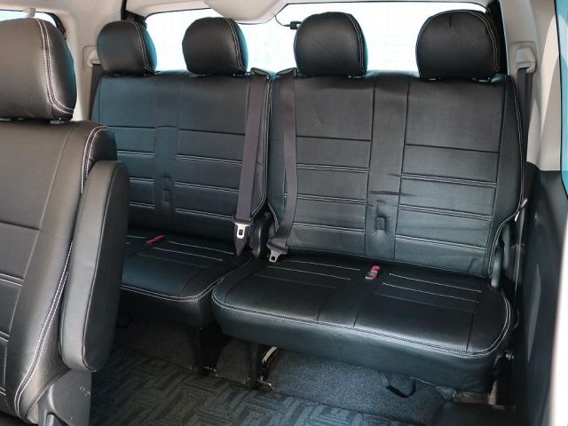 TOYOTA HIACE WAGON 2019 Image 31