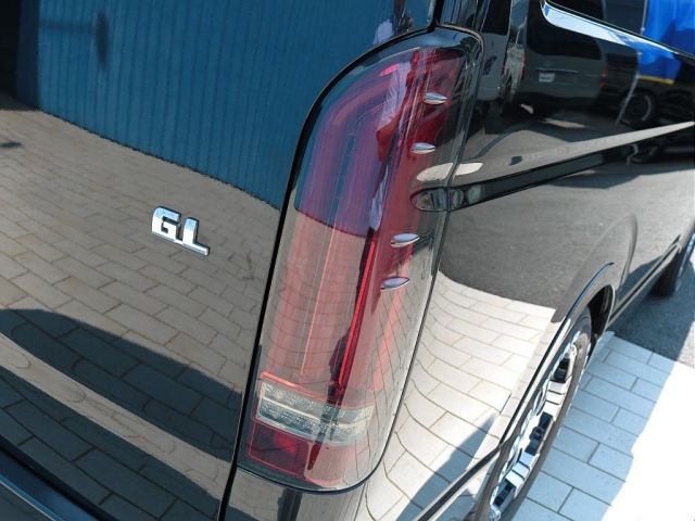 TOYOTA HIACE WAGON 2019 Image 31