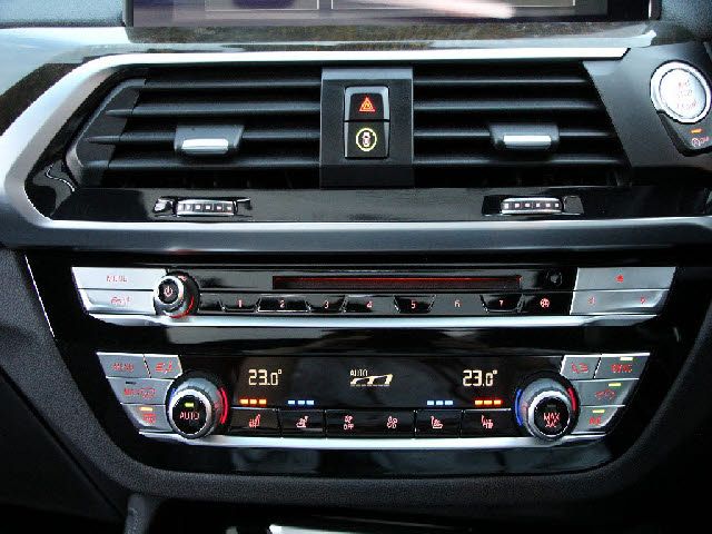 BMW X4 2018 Image 31