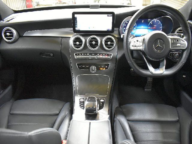 MERCEDES BENZ C CLAS 2019 Image 31