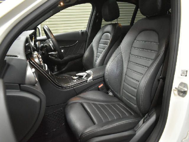 MERCEDES BENZ C CLAS 2019 Image 31