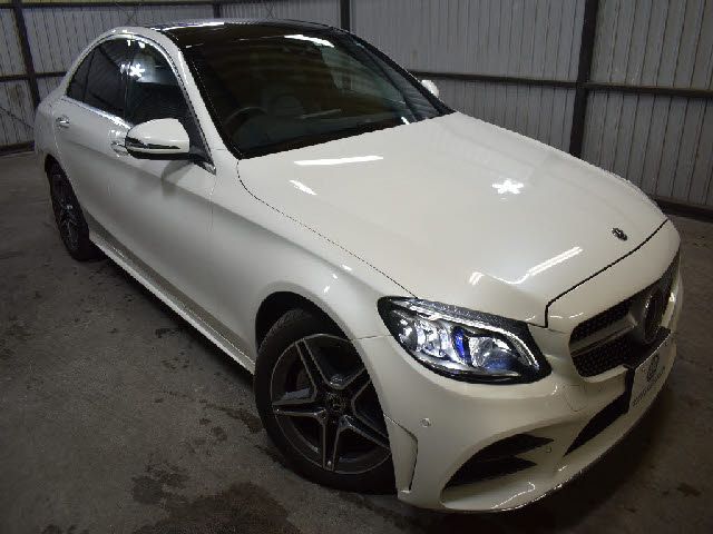 MERCEDES BENZ C CLAS 2019 Image 31