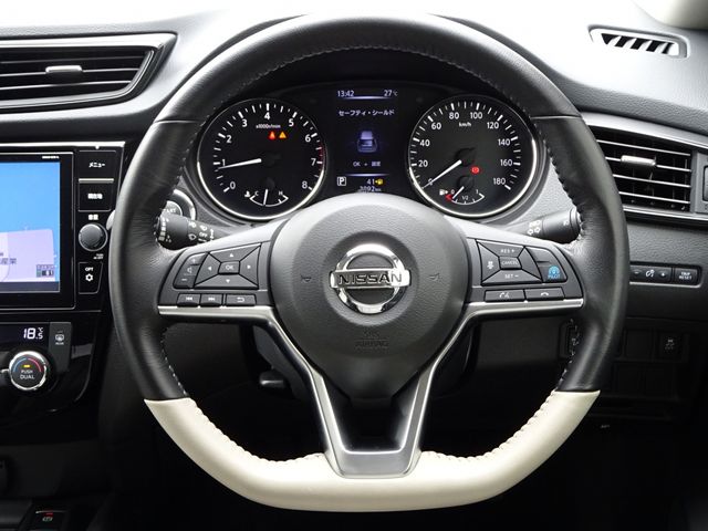 NISSAN X-TRAIL 2WD 2018 Image 31