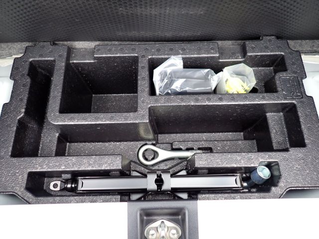 DAIHATSU MIRA E:S 2020 Image 31