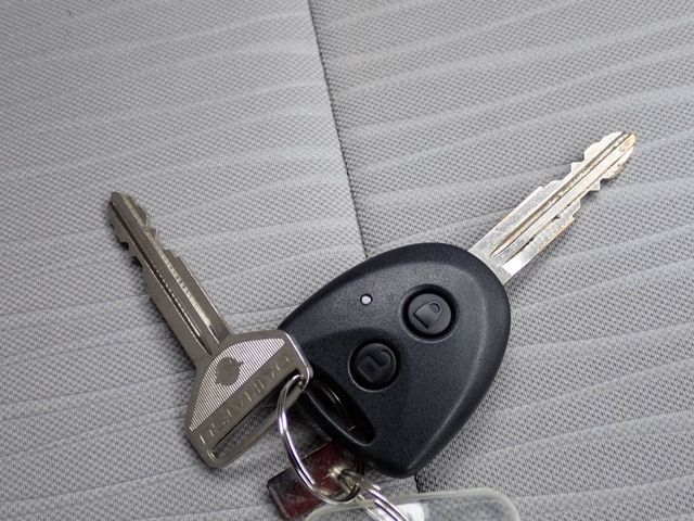 DAIHATSU MIRA E:S 2020 Image 31