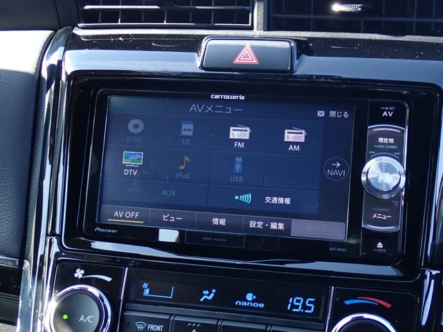 TOYOTA COROLLA FIELDER 4WD 2018 Image 31