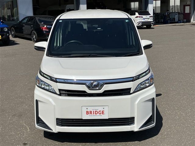 TOYOTA VOXY 4WD 2018 Image 31