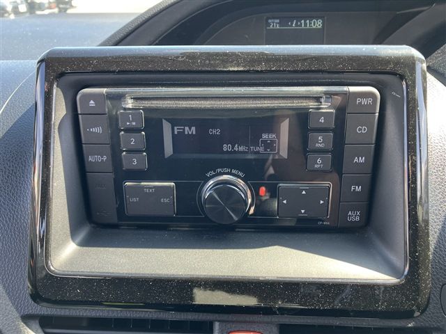 TOYOTA VOXY 4WD 2018 Image 31