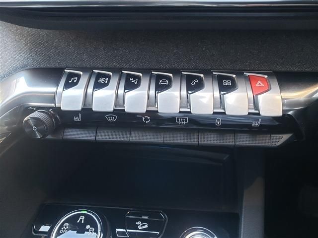 PEUGEOT 5008 2020 Image 31