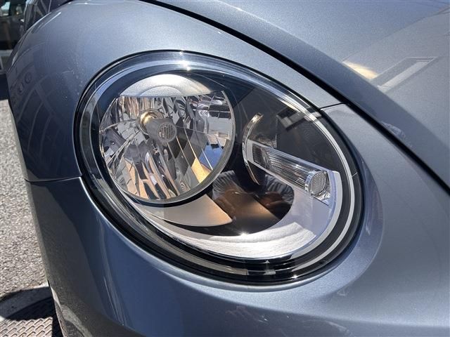 VOLKSWAGEN THE BEETL 2019 Image 31