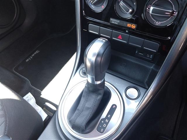 VOLKSWAGEN THE BEETL 2019 Image 31