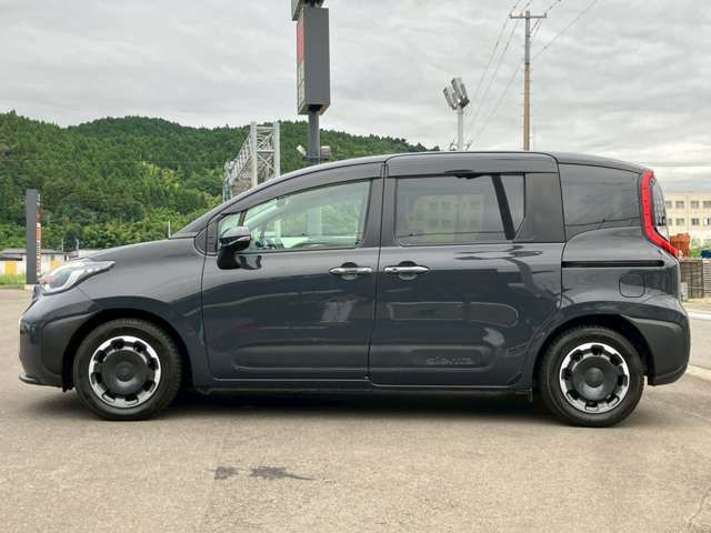 TOYOTA SIENTA HYBRID 2023 Image 31