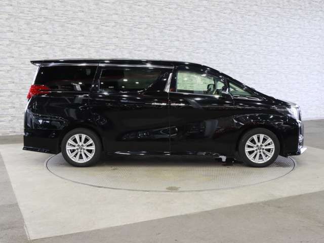 TOYOTA ALPHARD 2015 Image 31
