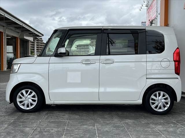 HONDA N BOX 2022 Image 31