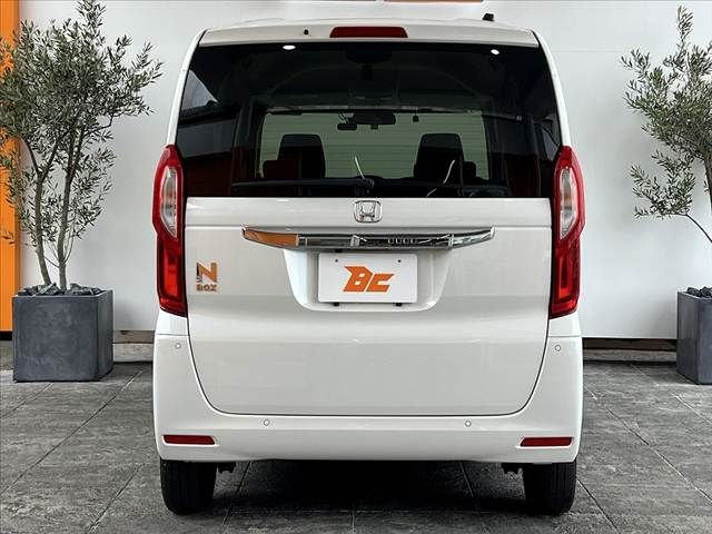 HONDA N BOX 2022 Image 31