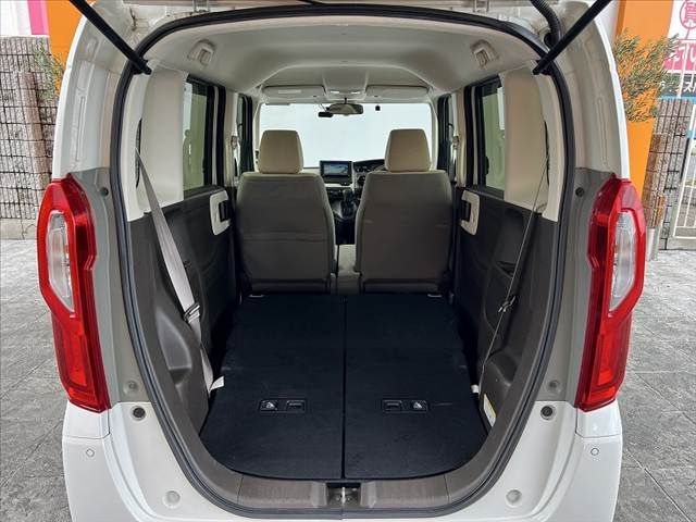 HONDA N BOX 2022 Image 31
