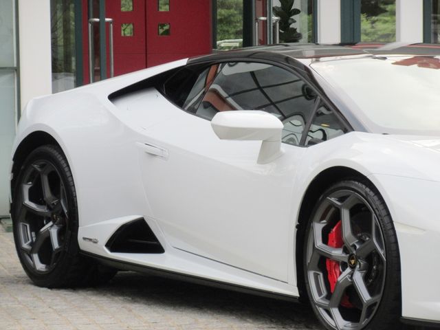 LAMBORGHINI HURACAN 2023 Image 31