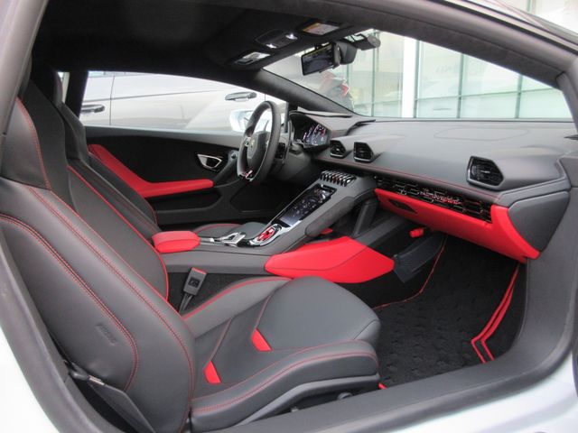 LAMBORGHINI HURACAN 2023 Image 31