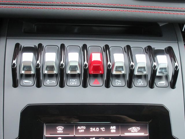 LAMBORGHINI HURACAN 2023 Image 31