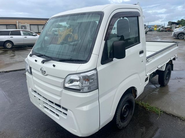 DAIHATSU HIJET TRUCK 4WD 2015 Image 31