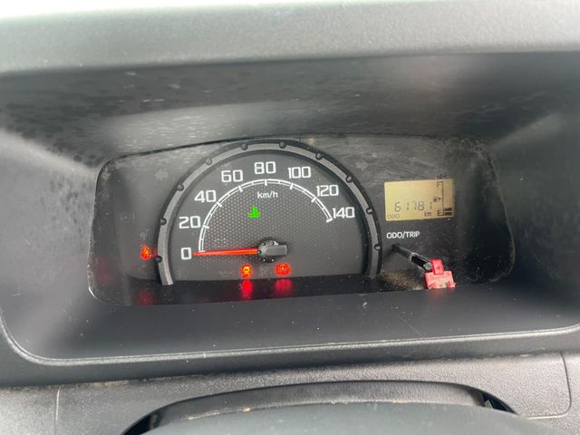 DAIHATSU HIJET TRUCK 4WD 2015 Image 31