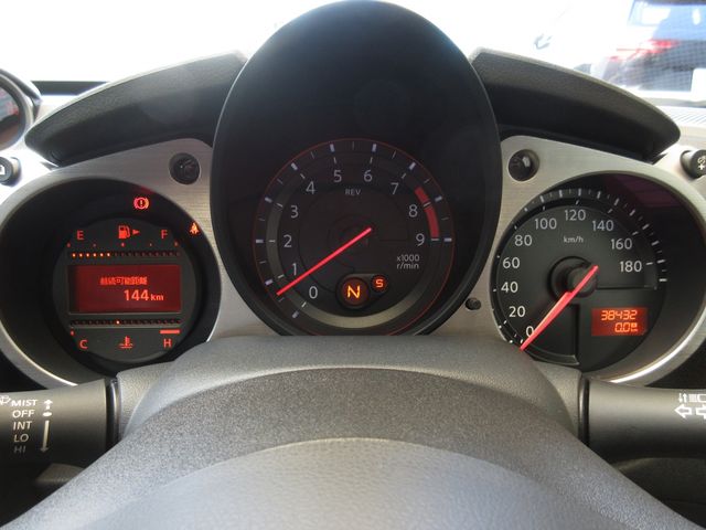 NISSAN FAIRLADY Z 2015 Image 31