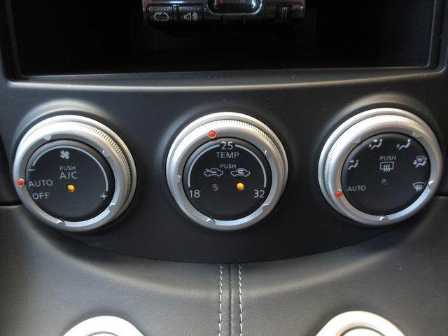 NISSAN FAIRLADY Z 2015 Image 31