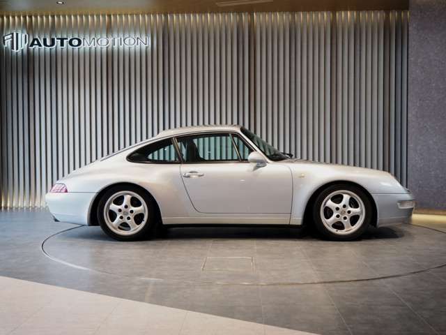 PORSCHE 911 1995 Image 31