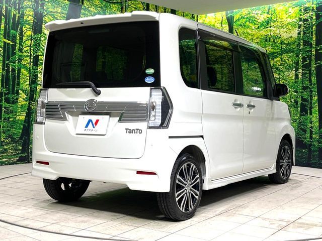 DAIHATSU TANTO CUSTOM 2016 Image 31
