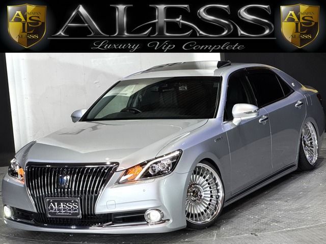 TOYOTA CROWN MAJESTA HYBRID 2017 Image 31