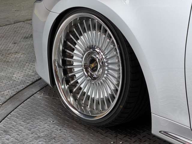 TOYOTA CROWN MAJESTA HYBRID 2017 Image 31