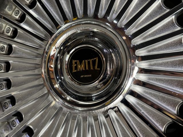 TOYOTA CROWN MAJESTA HYBRID 2017 Image 31