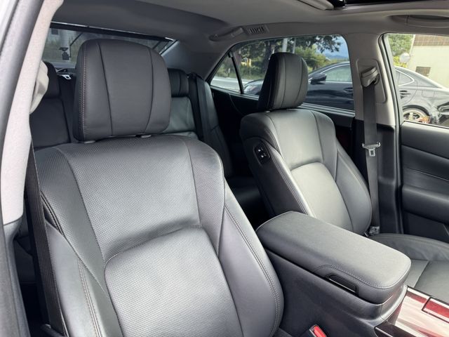 TOYOTA CROWN MAJESTA HYBRID 2017 Image 31