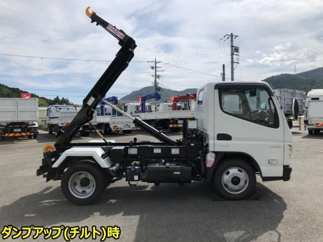 MITSUBISHI CANTER 2024 Image 31