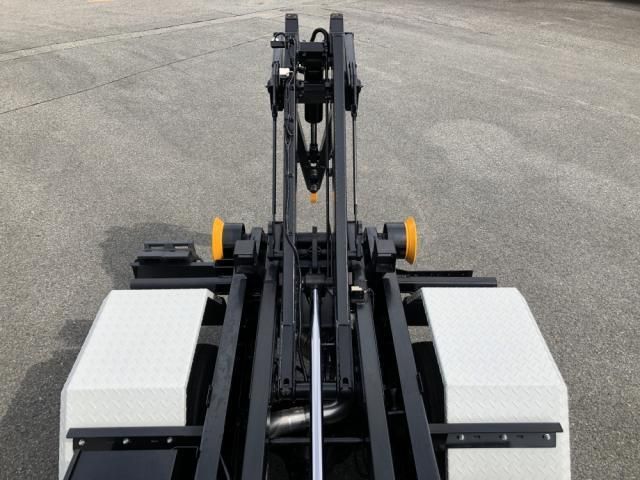 MITSUBISHI CANTER 2024 Image 31