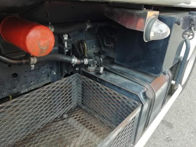 HINO DUTRO 2016 Image 31