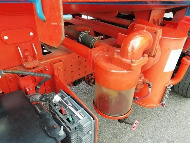 MITSUBISHI CANTER 2018 Image 31