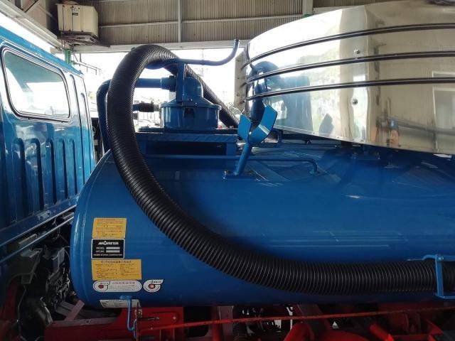 MITSUBISHI CANTER 2018 Image 31