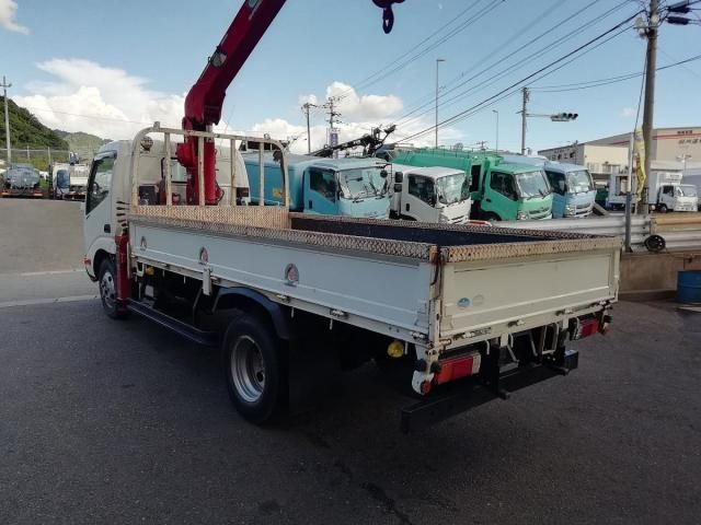 HINO DUTRO 2018 Image 31