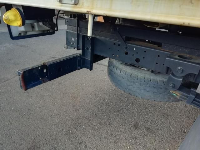 HINO DUTRO 2018 Image 31