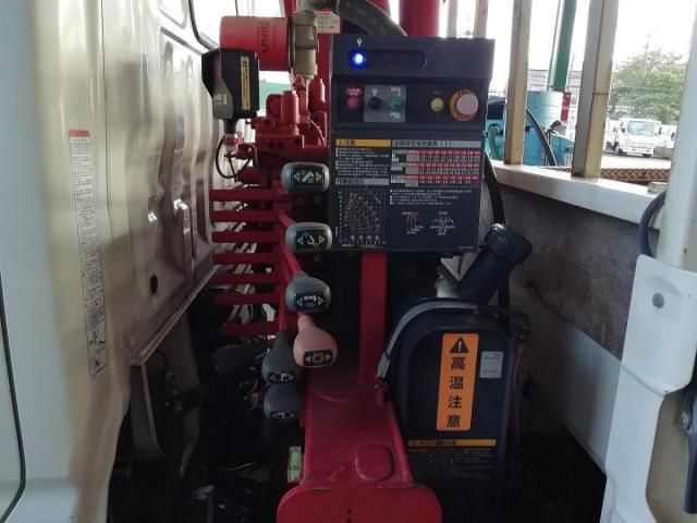 HINO DUTRO 2018 Image 31